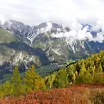Traube Hotel Pettneu am Arlberg