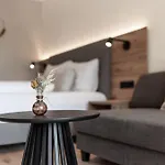 Traube Hotel 3*