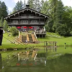 Traube Pettneu am Arlberg