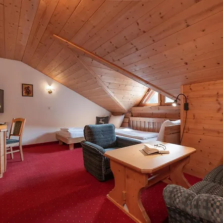 Hotel Traube Pettneu am Arlberg