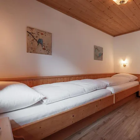 Traube Hotel Pettneu am Arlberg