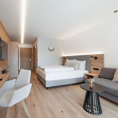 Traube Hotel 3*