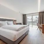 Hotel Traube 3*