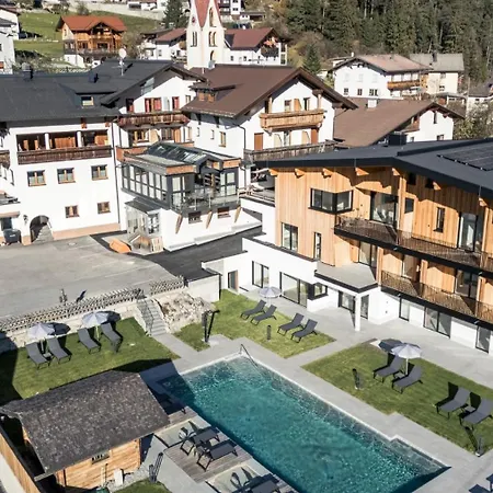 Hotel Traube 3*
