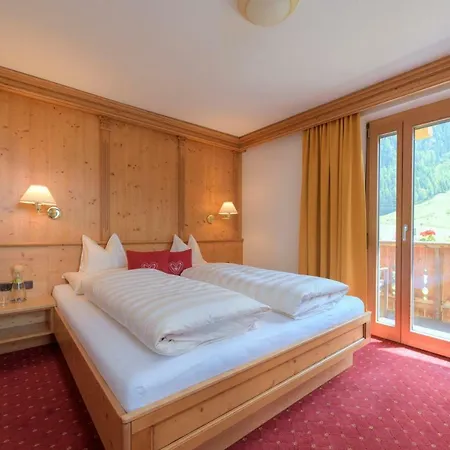 Hotel Traube Hotel