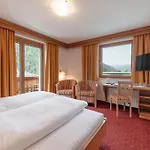 Hotel Traube 3* Петной-ам-Арльберг