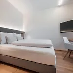Hotel Traube Отель