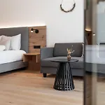 Hotel Traube 3*