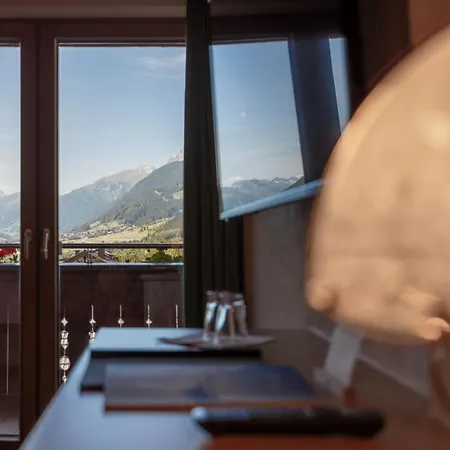 Hotel Traube 3*