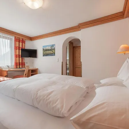 Hotel Traube Петной-ам-Арльберг