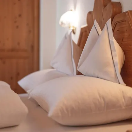 Hotel Traube Петной-ам-Арльберг