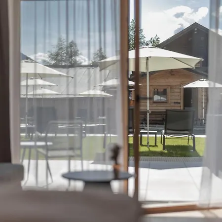 Отель Hotel Traube Петной-ам-Арльберг