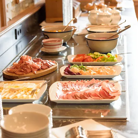 Traube 3* Pettneu am Arlberg